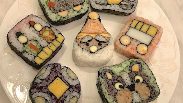 Decorative sushi roll class in English