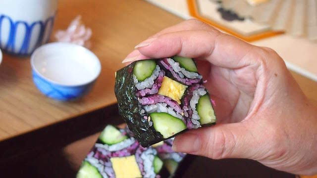 Making decorative sushi rolls